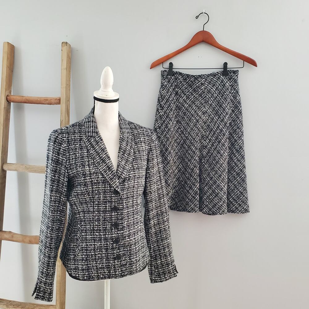 Context Black & White Tweed Circle Skirt Suit Size 8